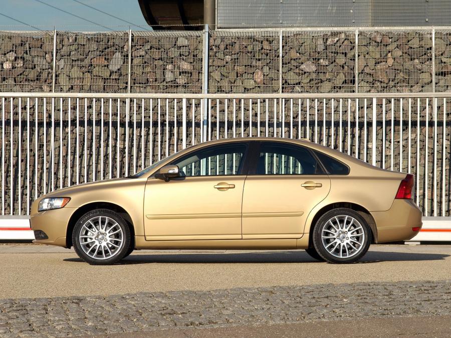  Volvo S40 2007 года  (UK) (фото 4 из 8)